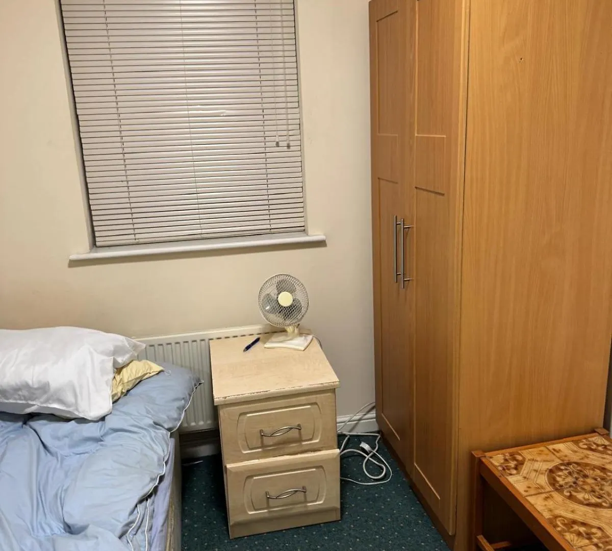 Natural Full Flat Near Station With Private Toilet Shower Kitchen In Central London Apartment